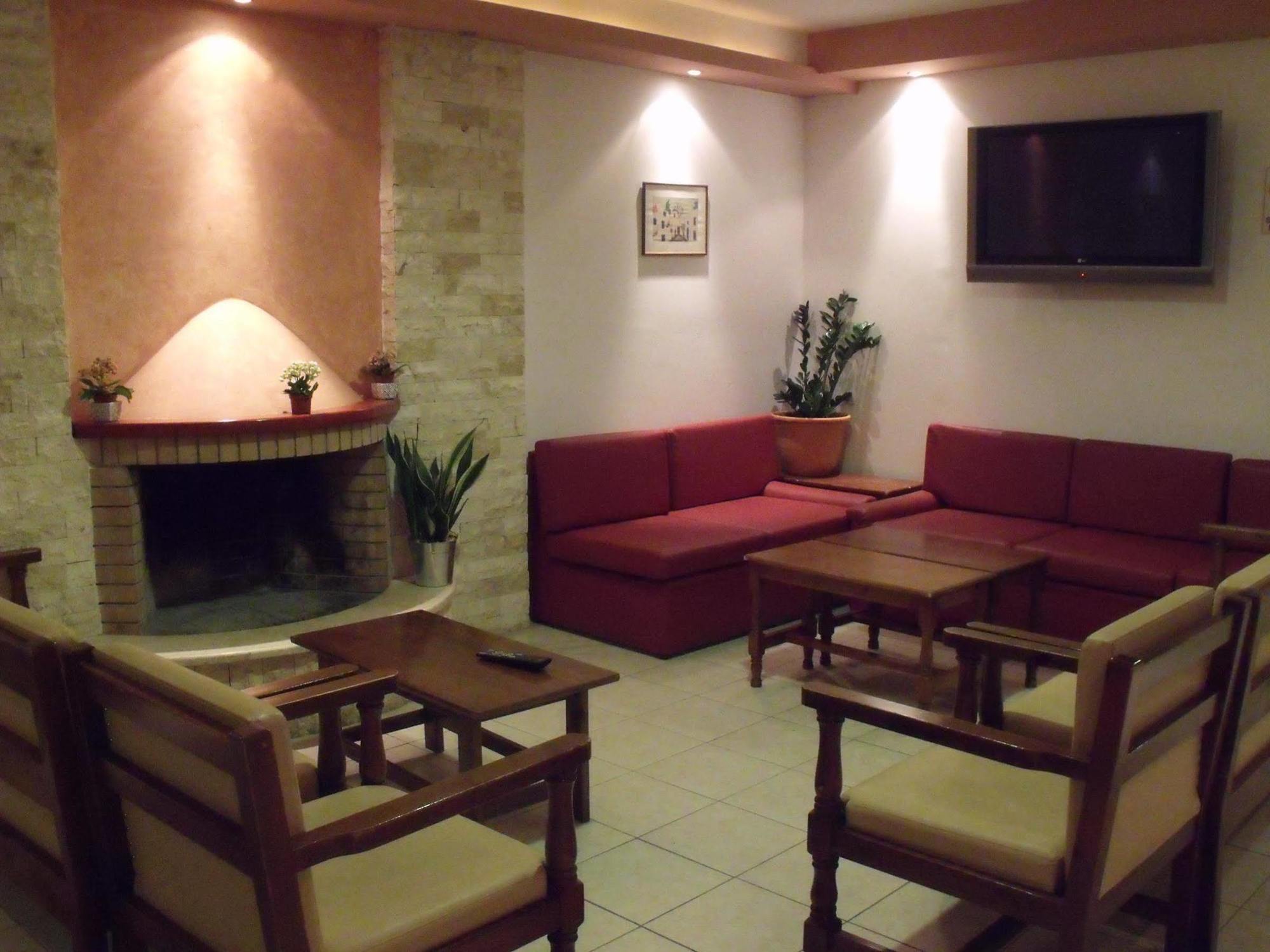 Haris Aparthotel 3*