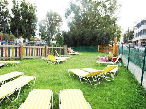 Aparthotel Haris 3*